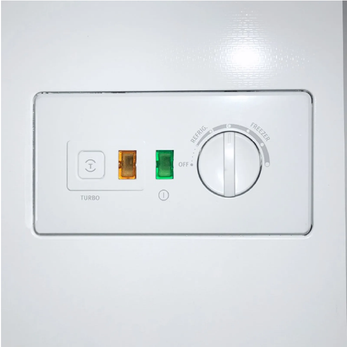 El Congelador EFCC25A6HUW de Electrolux que cuenta con 251 litros mantiene tus alimentos frescos y organizados con máxima eficiencia.



