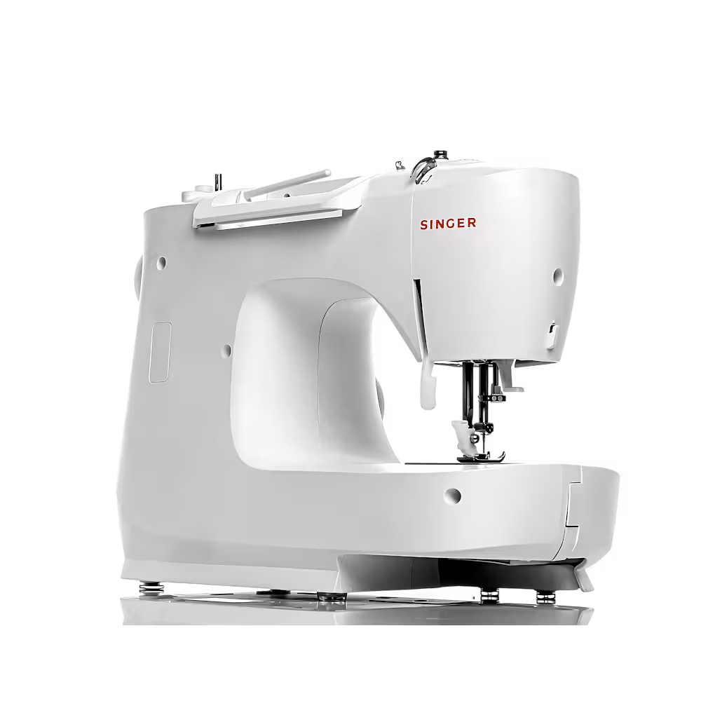 La máquina de coser doméstica Singer M2605 es ideal para proyectos del hogar. Fácil de usar, compacta y confiable.